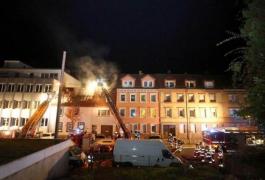 Patru români au murit într-un incendiu devastator în Germania. Fetiţele unuia dintre ei primesc un ajutor miraculos