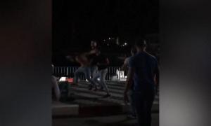 Bătaie ca în filme pe faleza din Costineşti. Un tânăr a fost făcut KO