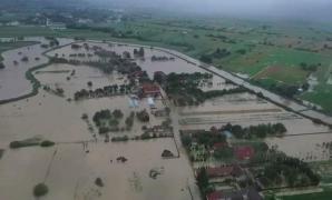 Inundaţiile ţi-au distrus casa? Mesajul autorităţilor şi ce trebuie să faci ca să fii despăgubit