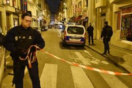 Antentat terorist, vizând oficiali din opoziţia irakiană, dejudecat în Franţa. Doi suspecţi au fost arestaţi