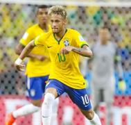 Brazilia a învins Mexicul, cu un scor de 2-0 şi merge în sferturile Cupei Mondiale