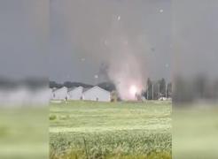 Imagini case lovite de o tornadă în statul Iowa