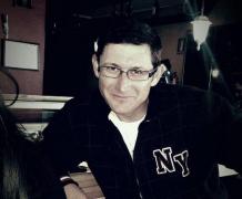 Un tânăr din Huşi dispărut de 12 zile a fost găsit spânzurat într-o pădure. Marius anunţase pe facebook ce vrea să facă, nimeni nu l-a luat în seamă