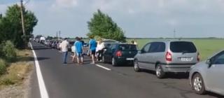 Vameşii bulgari le-au confiscat cârnaţii românilor plecaţi în vacanţe. Peste 200 de kilograme de carne vor fi incinerate