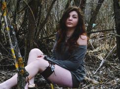 Mesaje sfâşietoare pentru Luci Buzillă, fata de 18 ani găsită moartă în Poiana Ştampei. "Plânge cerul pentru tine...prea repede te-stins..."