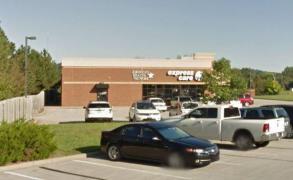 Bebeluş de 3 luni, mort după ce mama sa l-a uitat în maşină o zi întreagă. Cazul este anchetat de poliţie