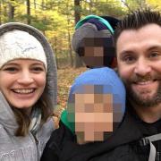 Bebeluş confiscat de autorităţi de la un cuplu de fanatici religioşi. Părinţii şi-au lăsat un copil să moară, refuzând tratamentul