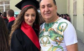 Note surprinzătoare primite la Bac de fiica lui Vali Vijelie. Manelistul a izbucnit în plâns