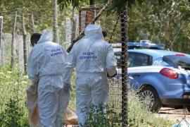 Descoperire macabră, care şochează comunitatea de Români din Italia. Un schelet atârna de un stâlp de electricitate, lângă Milano