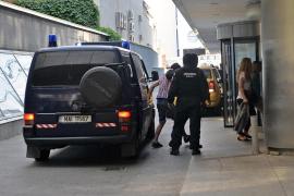 Percheziţii în România şi Germania la suspecţi care au obţinut ajutoare sociale de 600.000 de euro