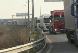 250.000 dintre românii care muncesc în ţară sunt şoferi. 150.000 conduc camioane grele