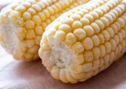 Alertă în Europa, din cauza porumbului congelat. Nouă oameni au murit infectaţi cu listeria