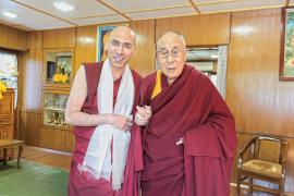 Călugărul budist tibetan din Bacău. Marcel, discipol al lui Dalai Lama: "las casa și masa și merg în pribegie"