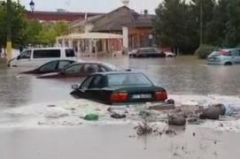 Comandament de inundaţii la Ministerul de Interne. Carmen Dan a criticat autorităţile locale