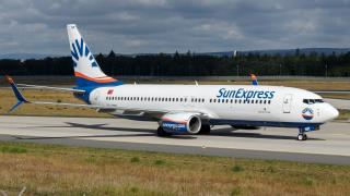 Un avion cu 116 pasageri la bord a aterizat de urgenţă pe Otopeni. Aeronava zbura pe ruta Ankara - Dusseldorf