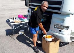 Un şofer român de TIR, erou al unui ziar italian, la ultima cursă înainte să iasă la pensie