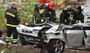 Doi soti au fost gasiti in viata sub zeci de tone de daramaturi ale podului prabusit in Genova