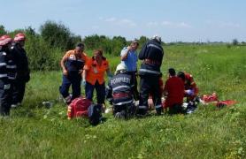 Mecanicul care a deraiat utilajul CFR în Dâmboviţa era beat. Doi răniţi la spital