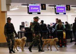 Doi bărbaţi au fost arestați în Chile, după ce nouă avioane au fost forțate să aterizeze din cauza unor amenințări cu bombă