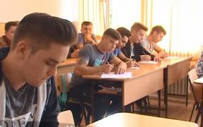 Bac toamnă 2018 Luni începe a doua sesiune a Bacalaureatului, cu proba scrisă la limba română