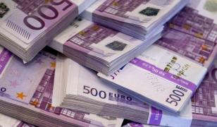 Un bărbat a câştigat marele premiu la Loto, dar a rupt biletul şi l-a aruncat la gunoi