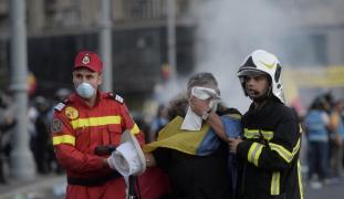 Protestatar mort, la o săptămână de la violenţele din Piaţa Victoriei. Reacţia oficială a Poliţiei