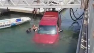 California: O femeie și fiul său, salvați de la înec în ultima clipă