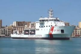 177 de migranţi, blocaţi pe o navă în Sicilia. Italia nu le permite debarcarea