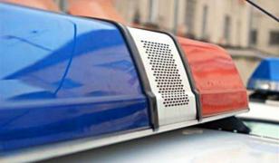 Oameni urmăriţi cu maşina şi blocaţi în trafic la Ţăndărei