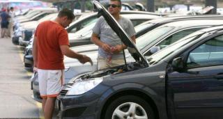 Cu un singur SMS, afli cazierul maşinii pe care vrei s-o cumperi