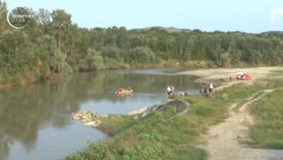 Un copil de 13 ani s-a înecat la scăldat, în râul Bistriţa