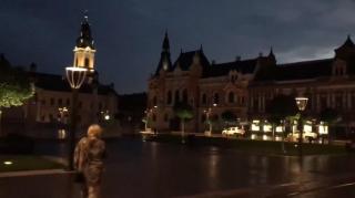 Noi imagini filmate înainte ca incendiul devastator să mistuie Palatul Episcopal din Oradea