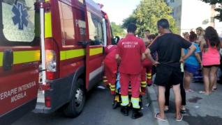 Un copil aflat pe trotuar, spulberat de o maşină la Constanţa, în zona CET