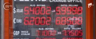 Lira turcească s-a depreciat faţă de dolarul american