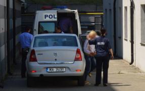 O sătmăreancă şi-a șantajat mătușa muribundă, bolnavă de cancer în stadiu terminal