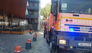 Peste 1.500 de oameni au fost evacuaţi la City Park Mall după un incendiu