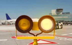 Semnal luminos de pe Aeroportul din Frankfurt