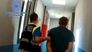 Un român de 46 de ani este cel mai periculos abuzator de copii din Spania. Cinci fetiţe românce între 5 şi 7 ani sunt victimele sale