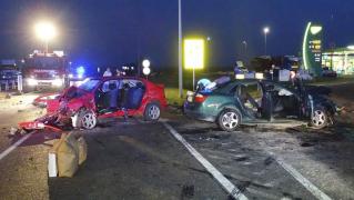 Accident dezastruos, cu români, în Ungaria. 3 morţi şi 6 răniţi în impactul violent între două maşini