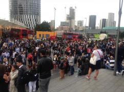 Alertă de securitate la Londra. O maşină suspectă a închis gările subterane şi supraterane din Stratford