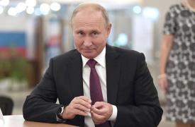 Vladimir Putin i-a trimis o invitaţie oficială liderului nord-coreean, Kim Jong-un, pentru a vizita Rusia