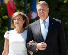 Doi notari care s-au ocupat de retrocedarea casei pierdute de familia Iohannis, verificați la ordinul ministrului Justiţiei