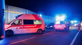 Un şofer român a intrat cu camionul într-un autocar cu 41 de pasageri, pe o autostradă din Austria