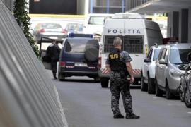 Doi cetăţeni israelieni au fost reţinuţi de DIICOT, după ce au fost prinşi când vindeau cocaină la o terasă din Bucureşti