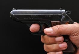 Focuri de armă la Galaţi. Un bărbat a ajuns la spital după ce a fost împuşcat de mai multe ori