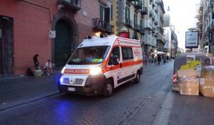 Un român din Napoli se zbate între viaţă şi moarte după ce şi-a dat întâlnire cu o ucraineancă