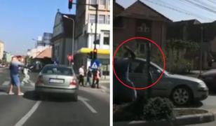 Imagini şocante în Alba Iulia. Şofer periculos, la un pas să ucidă mai mulţi pietoni
