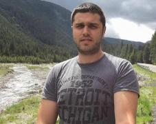 Andrei, tânărul care a intrat cu 160 km/h într-un TIR, la Caracal, abia se însurase