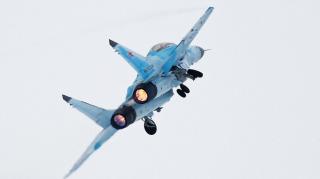 Avion spre România, escortat de avioane ungare de vânătoare