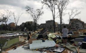 O tornadă a făcut ravagii la Ottawa, în Canada. Cinci oameni sunt în stare critică